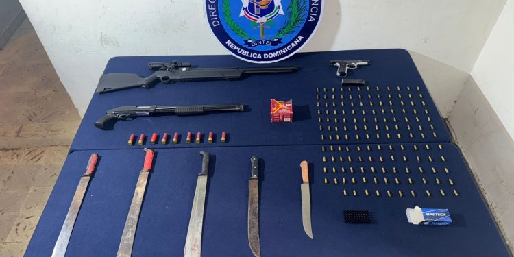 Policía Nacional y Ministerio Público ejecutan operativos por separado en San Juan y Santiago