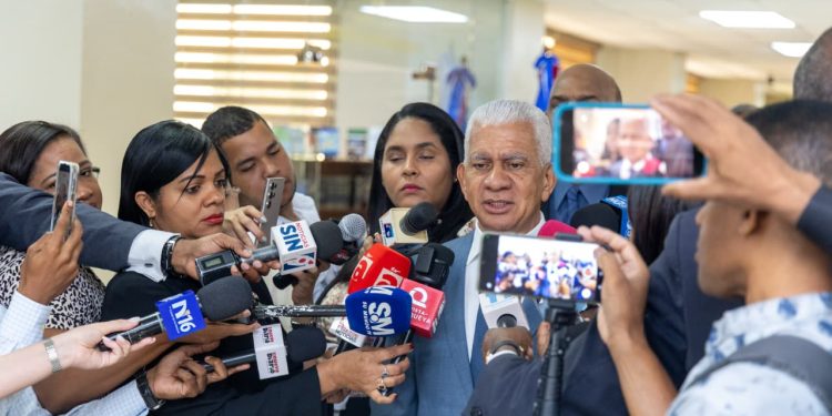 Ricardo De los Santos asegura nuevo Código Penal responde a demandas de la sociedad de hoy, pero reconoce el derecho a impugnar