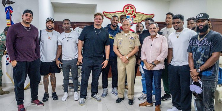 Gobierno dominicano facilita el retorno al país de otro grupo de ciudadanos dominicanos desde Venezuela en aeronave de la Fuerza Aérea