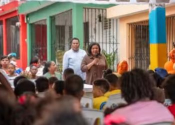 Jornada solidaria de Educación Calzada lleva alegría a niños de Katanga Los Mina