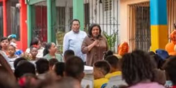 Jornada solidaria de Educación Calzada lleva alegría a niños de Katanga Los Mina