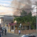 Incendio reduce a cenizas dos viviendas y provoca daños en otras en Mao