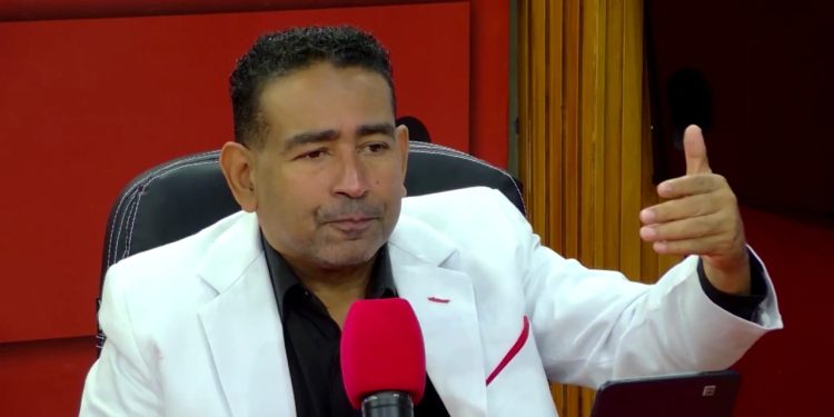 Nelson Gutiérrez lamenta el fallecimiento del destacado fotorreportero Franklin Guerrero