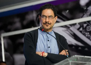 Cepeda responde a De la Espriella: «No nos asustan ni sus rugidos ni sus alaridos»