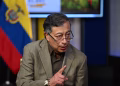 Tras suspensión de Petro, mandatario denuncia que se ha violado la ley