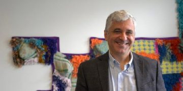 Steven Levitsky visitará RD para analizar el estado de la democracia en América Latina