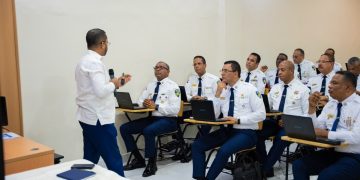 Policía Nacional y el ITLA inician capacitación sobre inteligencia artificial y firman acuerdo para fortalecer transformación tecnológica