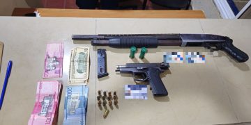 Policía Nacional ocupa armas ilegales, recupera motocicletas robadas y ejecuta órdenes de arresto en SDN