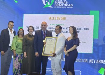 Hospital Ney Arias Lora es reconocido con doble "Sello de Oro" durante "Premio a las Buenas Prácticas en Seguridad Social 2026″