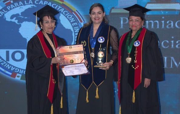 La Psicóloga dominicana Perla Massiel Sosa es reconocida internacionalmente como profesional destacada de la salud 2025-2026 en su especialidad