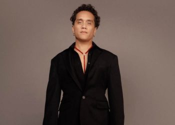 El cantautor dominicano Yasser Tejeda llega a Netflix con Jennifer López