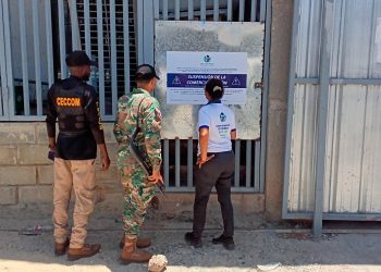 CECCOM, Pro Consumidor y Ministerio Público retiran toneladas de productos vencidos y carne en estado de descomposición en almacén de San Cristóbal