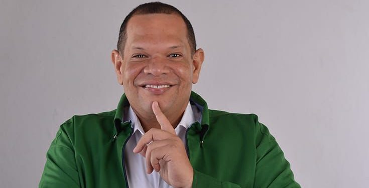 Carlos Guzmán dice a La Prensa RD que es falso su retorno al PLD