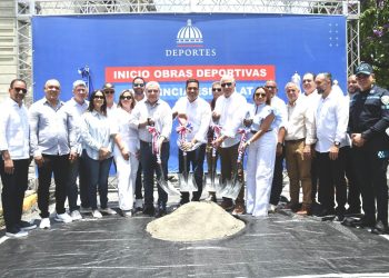 Ministros Kelvin Cruz y Andrés Bautista anuncian obras deportivas en Espaillat con una inversión de RD$415 millones