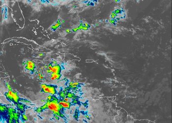 Indomet prevé chubascos matutinos en la costa sur y aguaceros vespertinos en el interior del país por vaguada y viento del sureste