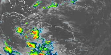 Indomet prevé chubascos matutinos en la costa sur y aguaceros vespertinos en el interior del país por vaguada y viento del sureste