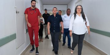 Director del SNS interviene Hospital Taiwán en Azua; entidad asume funciones operativas