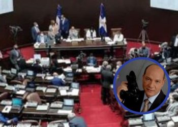 Diputados guardan minuto de silencio en memoria del destacado fotorreportero Franklin Guerrero