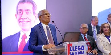 Candidato a decano Facultad de Humanidades UASD Francisco Acosta, realiza multitudinario cierre de campaña