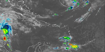 Indomet: Vaguada y onda tropical provocarán aguaceros y tormentas eléctricas en varias provincias esta tarde