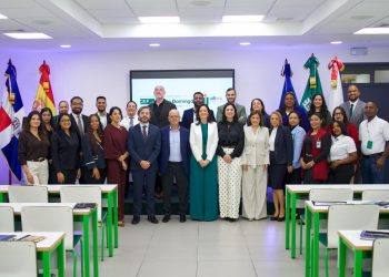Santo Domingo inicia una nueva etapa de crecimiento y fortalecimiento institucional con Luisa Taveras Pichardo como nueva rectora CEF