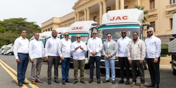 Gobierno fortalece capacidad operativa del INESPRE con 30 nuevos camiones para ampliar acceso a alimentos a precios justos