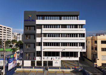 SISALRIL entrega al Ministerio de Salud y CNSS informe sobre el Risdiplam para pacientes con atrofia muscular espinal