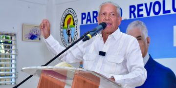 PRD pide al presidente Abinader dejar sin efecto congelación de los precios de los combustibles