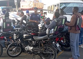 DEAMVI asistió a más de 12,800 víctimas y ejecutó el 84 % de las órdenes de arresto recibidas durante primeros 100 días de gestión policial