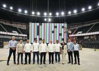 Leonardo Aguilera supervisa avances de remodelación de la Arena Banreservas Virgilio Travieso Soto