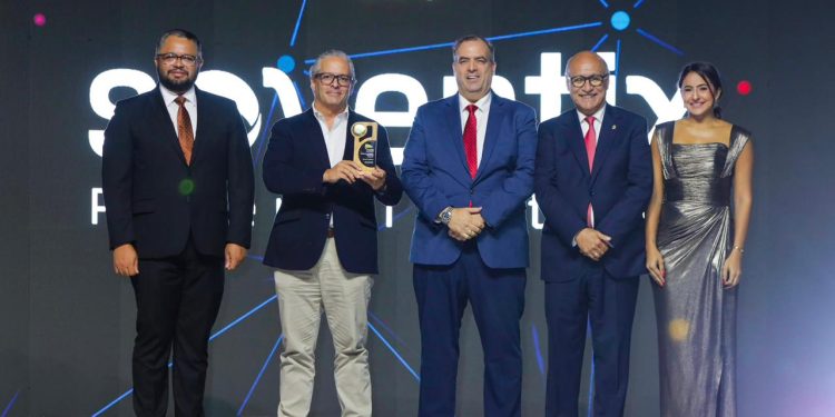 Soventix Caribbean recibe reconocimiento Oro en el Premio Nacional a la Calidad del Sector Privado 2026