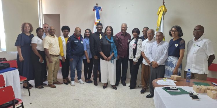 CDP y Mescyt inician primera consulta para la reforma educativa RD