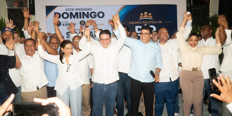 Dío Astacio congrega a más de mil dirigentes en respaldo a Eduardo “Yayo” Sanz Lovatón
