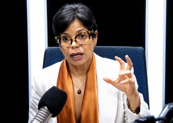 Jurista aclara que acción ante el TC busca incorporar las tres causales y no despenalizar el aborto
