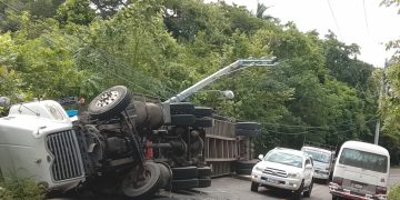 Accidentes de tránsito provocan millonarias pérdidas a EDENORTE por daños a postes y redes eléctricas