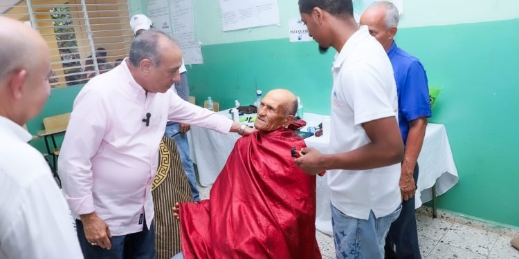 Cuando la inclusión se convierte en realidad: cerca de 700 adultos mayores celebran acceso a servicios y derechos en Sánchez Ramírez