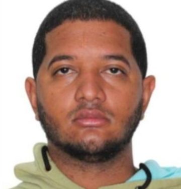 Capturan en NY y deportan a RD prófugo acusado de tentativa de homicidio en SDE