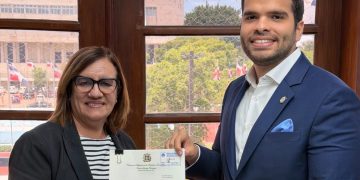 Diputado Vicente Sánchez somete proyecto de Ley de Protección de Datos Personales para enfrentar los riesgos de la inteligencia artificial y la desinformación digital