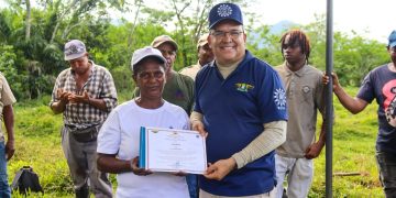 Escuela de Graduados de Doctrina Conjunta (EGDC) de la UNADE realiza exitosa jornada de reforestación en La Cumbre, municipio de Villa Altagracia