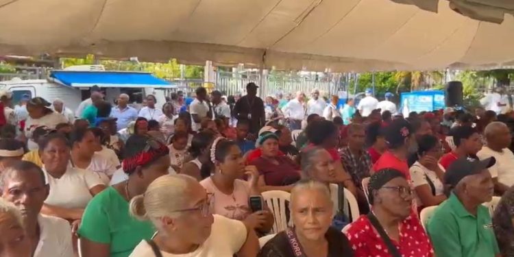 Con la entrega a 234 familias de Santo Domingo Norte, Supérate concluye la entrega del Bono de Emergencia a más de 3,000 hogares del Gran Santo Domingo
