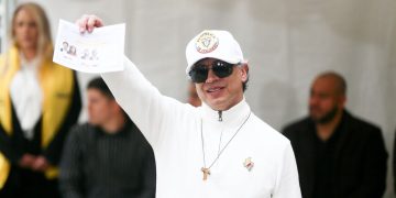 Petro rechaza declarar un ganador en elecciones de Colombia; denuncia presuntas irregularidades