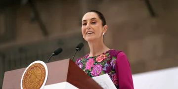 Sheinbaum pide a la FIFA reflexionar por altos precios de entradas del Mundial 2026