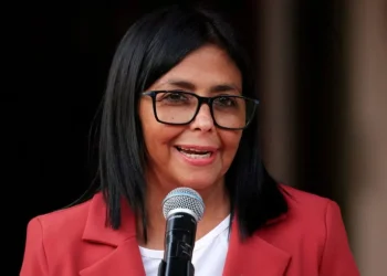 Delcy Rodríguez visitará este miércoles a La India en busca de alianzas petroleras