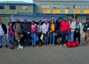 Ejército intercepta cuatro vehículos con 29 haitianos indocumentados en Constanza