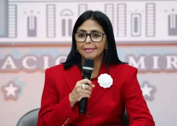 Gobierno de Venezuela crea fondo de 200 millones de dólares para atender la emergencia