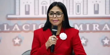 Gobierno de Venezuela crea fondo de 200 millones de dólares para atender la emergencia