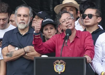 Investigan a Petro por presunta intervención en política durante campañas electorales