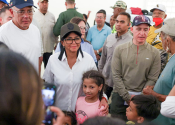 Delcy Rodríguez prometió nuevas viviendas para los damnificados antes de fin de año