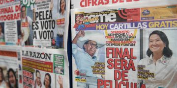 Sánchez mantiene casi 40,000 votos sobre Fujimori mientras ingresan votos del extranjero