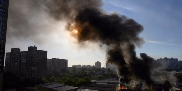 Ataque masivo ruso con 18 muertos confirma que Ucrania es vulnerable a misiles balísticos